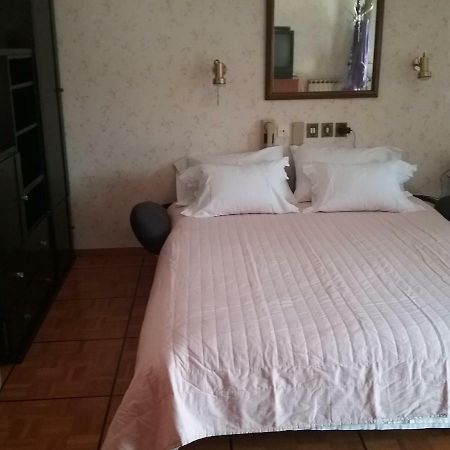 Maisonette Afroditi Villa Peraía Esterno foto